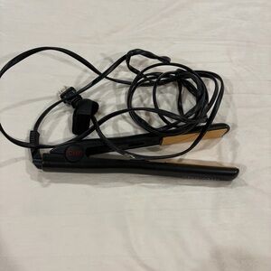 CHI Black and Gold Hair Straightener